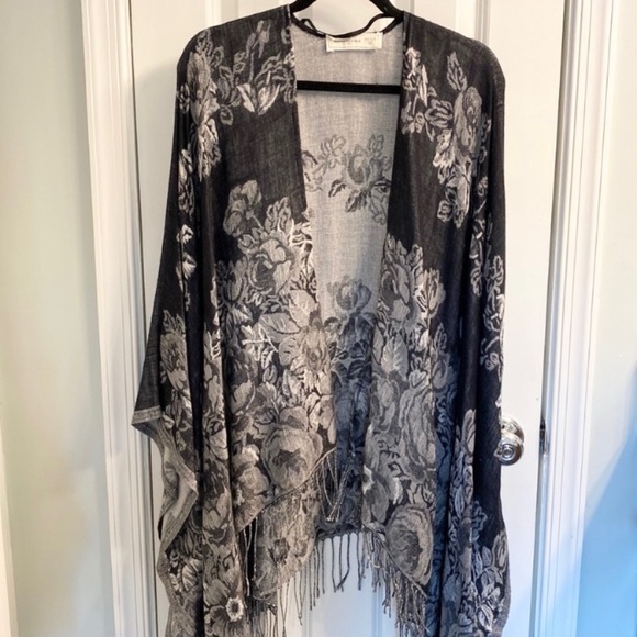 Abercrombie & Fitch Other - Abercrombie & Fitch Floral Fringe Poncho Coverup